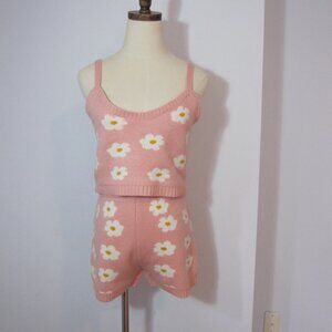 NWT Momni Matching Knit Pink Daisy Tank Top/Shorts Set Size Medium